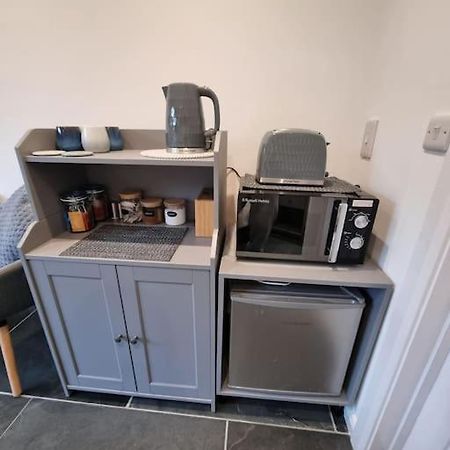 Appartement The Den - A Modern, Quirky, Self Contained Unit à Braunton Extérieur photo